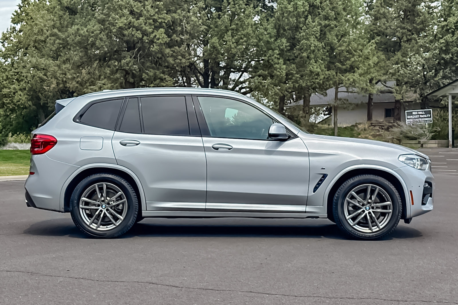 Used 2019 BMW X3 xDrive30i w/ M Sport Package 2 AWD/4WD image 3