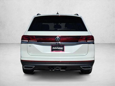 New 2026 Volkswagen Atlas SE FWD image 8
