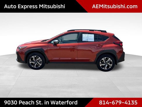 Used 2025 Subaru Crosstrek 2.0i Premium AWD/4WD image 4