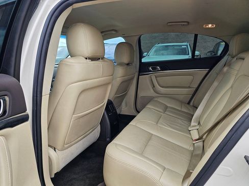 Used 2013 Lincoln MKS FWD image 10