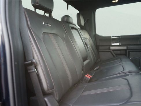 Used 2022 Ford F250 Platinum w/ FX4 Off-Road Package AWD/4WD image 17