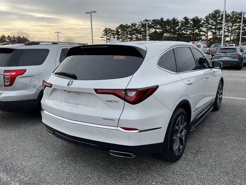 Used 2023 Acura MDX SH-AWD w/ Technology Package image 9