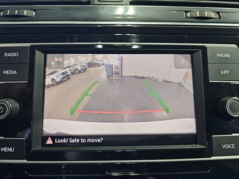 Used 2022 Volkswagen Tiguan S AWD/4WD image 43