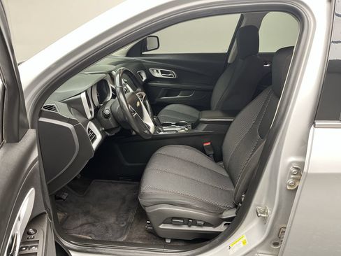 Used 2016 Chevrolet Equinox LT w/ Convenience Package FWD image 3