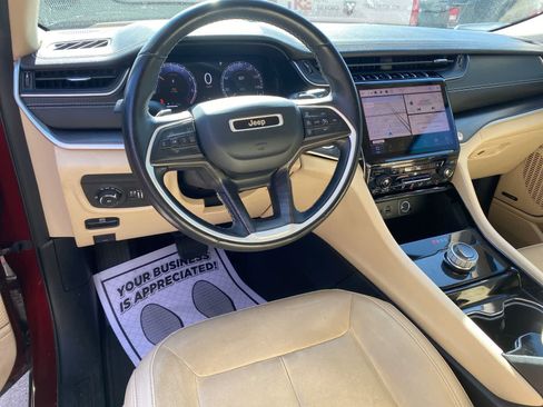 Used 2021 Jeep Grand Cherokee L Limited RWD image 4