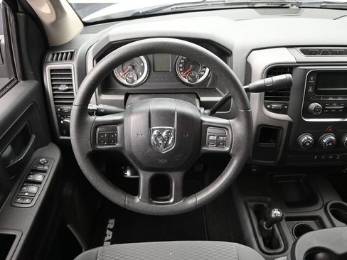 Used 2018 RAM 2500 Tradesman w/ Chrome Appearance Group image 20