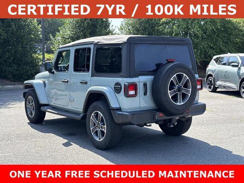 Used 2023 Jeep Wrangler Unlimited Sahara AWD/4WD image 4