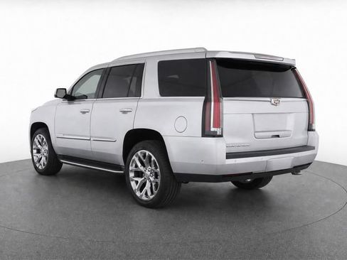 Used 2020 Cadillac Escalade Luxury AWD/4WD image 3