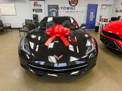 Used 2016 Chevrolet Corvette Stingray Coupe w/ Battery Protection Package RWD image 9