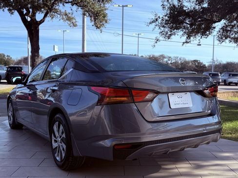 Used 2022 Nissan Altima 2.5 S image 8