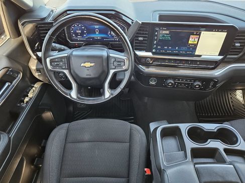 Used 2023 Chevrolet Silverado 1500 LT AWD/4WD image 27