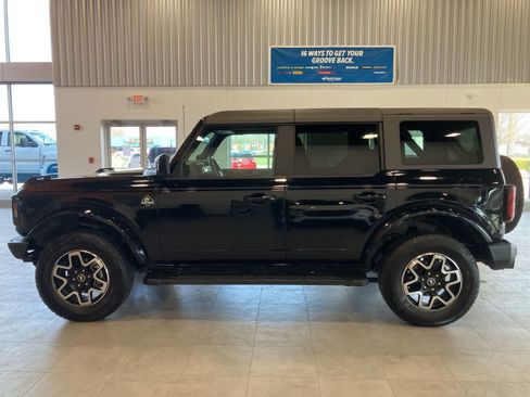 Used 2022 Ford Bronco Outer Banks image 8