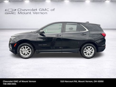 Used 2023 Chevrolet Equinox LT image 2