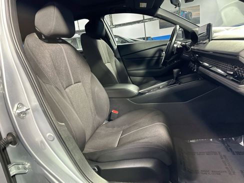 Used 2024 Honda Accord Sport image 33