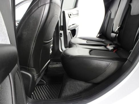 Used 2023 Jeep Compass Latitude w/ Convenience Group image 16