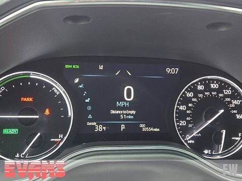 Used 2022 Toyota Avalon XSE w/ Protection Package (TMS) image 4