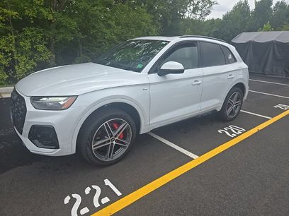 Used 2024 Audi Q5 e Premium Plus