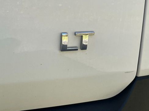 Certified 2023 Chevrolet Traverse LT w/ LPO, Floor Liner Package AWD/4WD image 21