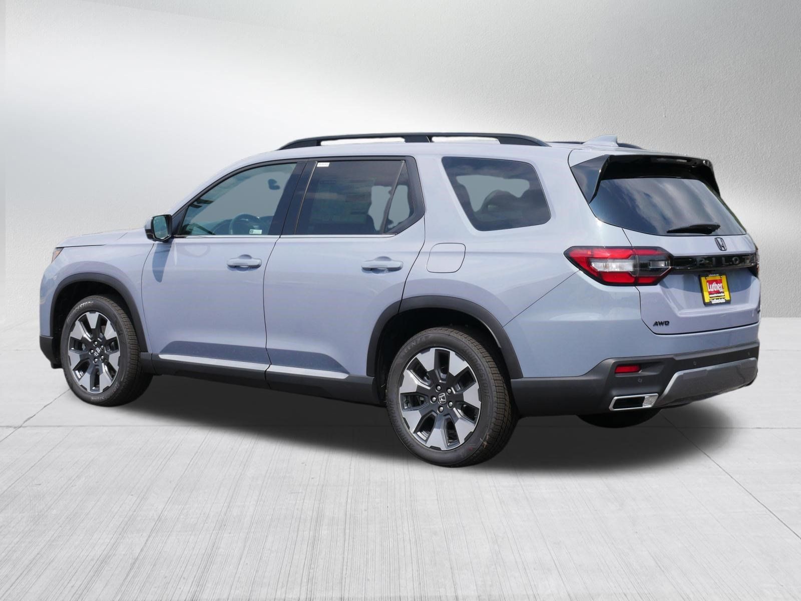 New 2026 Honda Pilot Touring image 5