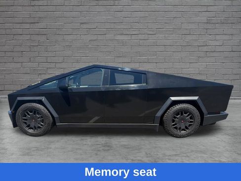 Used 2024 Tesla Cybertruck Cyberbeast AWD/4WD image 4