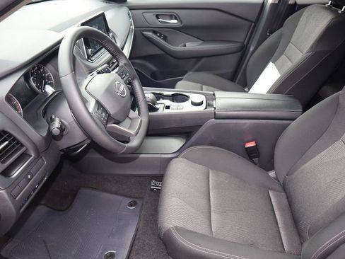 Certified 2023 Nissan Rogue SV AWD/4WD image 16