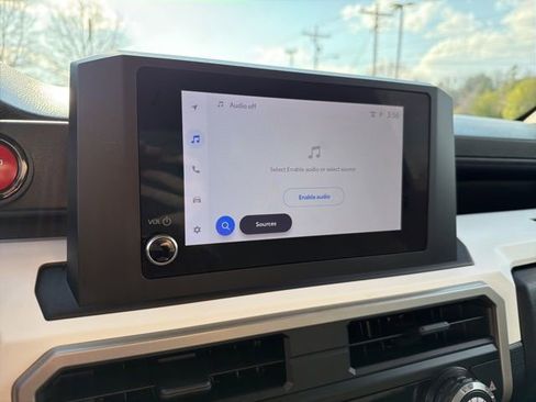 Used 2024 Toyota Tacoma TRD Off-Road image 16