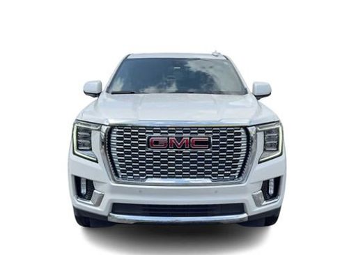 Used 2021 GMC Yukon SLT w/ SLT Luxury Plus Package image 2