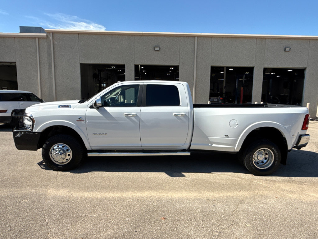 Used 2021 RAM 3500 Laramie AWD/4WD image 6