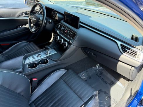 Used 2022 Genesis G70 2.0T w/ Prestige Package AWD/4WD image 33