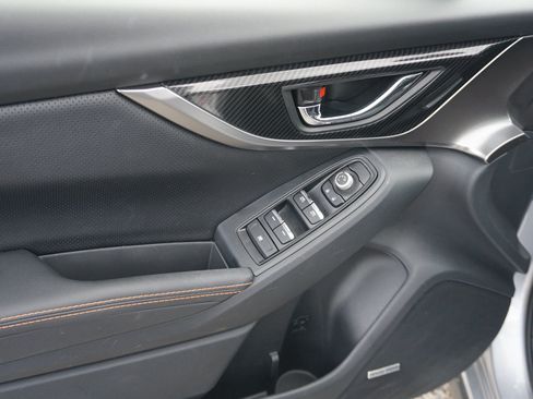 Used 2019 Subaru Crosstrek 2.0i Limited w/ Moonroof Package w/Navigation AWD/4WD image 10