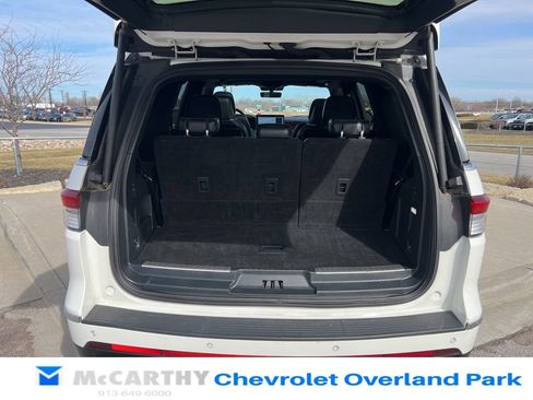 Used 2023 Lincoln Navigator Reserve AWD/4WD image 56