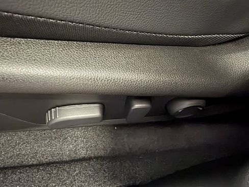 New 2026 Subaru Crosstrek 2.5i Limited image 15