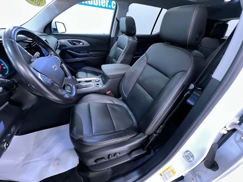 Used 2020 Chevrolet Traverse RS AWD/4WD image 14