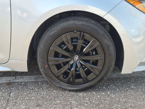 Used 2026 Toyota Corolla LE FWD image 21