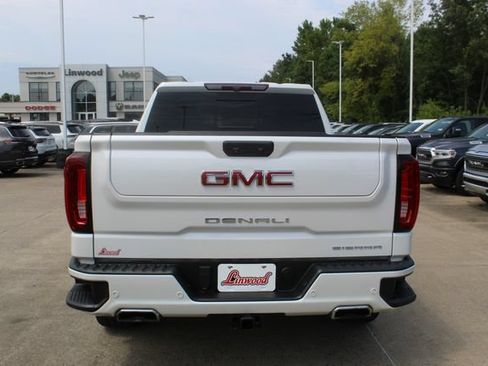 Used 2022 GMC Sierra 1500 Denali AWD/4WD image 4