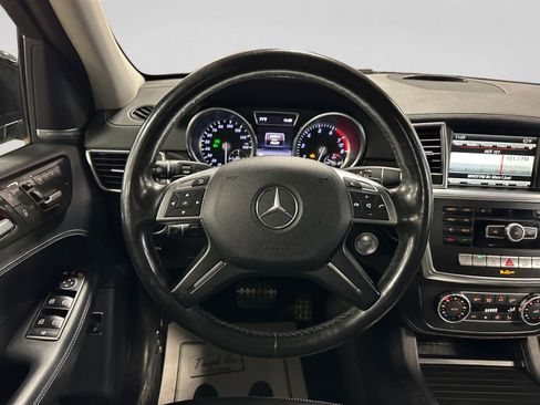 Used 2015 Mercedes-Benz ML 400 4MATIC image 18