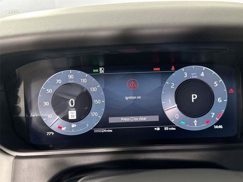 Certified 2026 Land Rover Range Rover Velar Dynamic SE AWD/4WD image 7