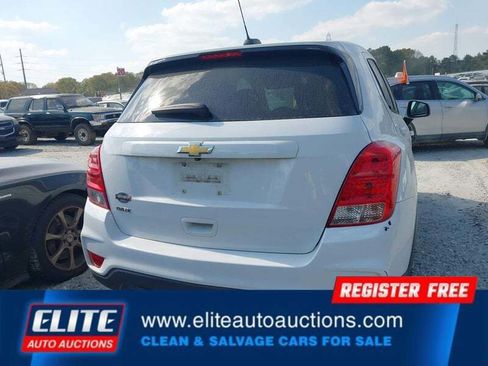 Used 2020 Chevrolet Trax LS w/ Tint and Cruise Package FWD image 31