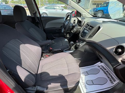 Used 2013 Chevrolet Sonic LT FWD image 17