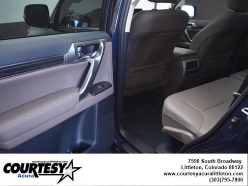 Used 2023 Lexus GX 460 Premium image 22