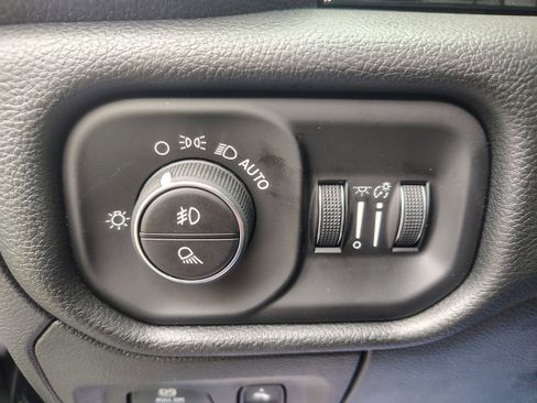 New 2026 RAM 1500 Laramie w/ Night Edition image 26