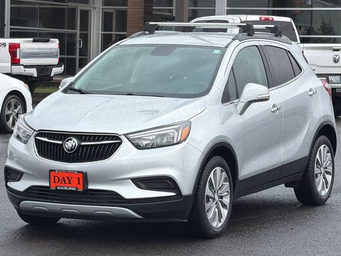 Used 2018 Buick Encore Preferred FWD image 9