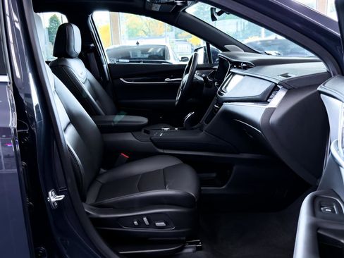 Used 2024 Cadillac XT5 Premium Luxury image 32