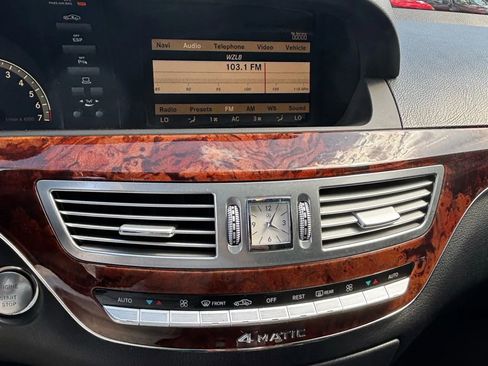 Used 2008 Mercedes-Benz S 550 S 550 4MATIC Sedan 4D image 16