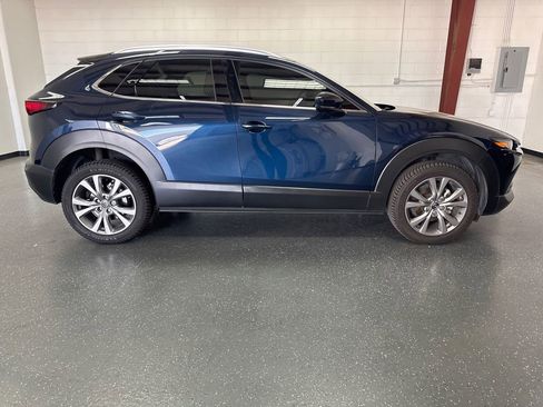Used 2022 MAZDA CX-30 AWD 2.5 S w/ Premium Package image 3