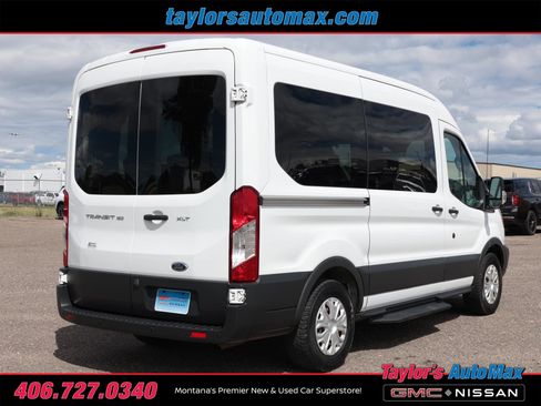 Used 2017 Ford Transit 150 XLT RWD image 3