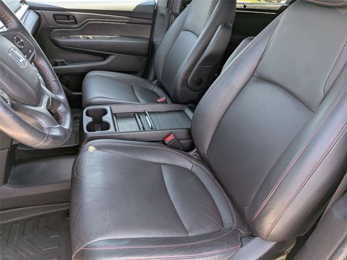 Certified 2024 Honda Odyssey Sport image 29