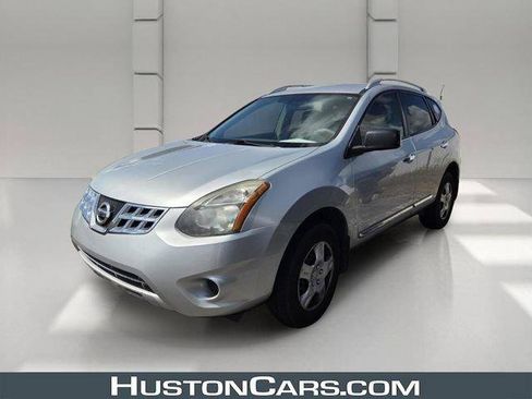 Used 2015 Nissan Rogue S w/ Convenience Package FWD image 1