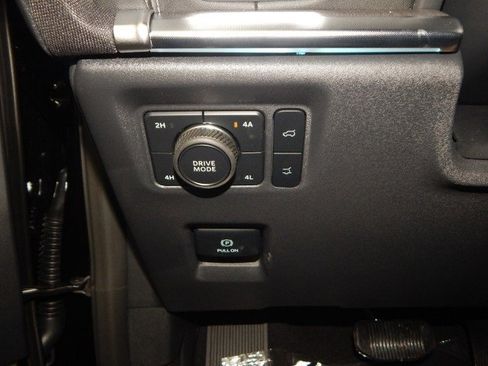 New 2025 Ford Expedition Platinum w/ Platinum Ultimate Package image 21