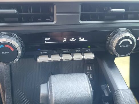 Used 2024 Toyota Tacoma SR5 AWD/4WD image 16